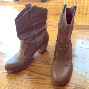 Rampage boots